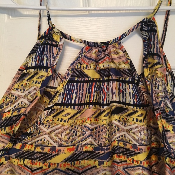 Multi Colored Pattern Top - Picture 2 of 3